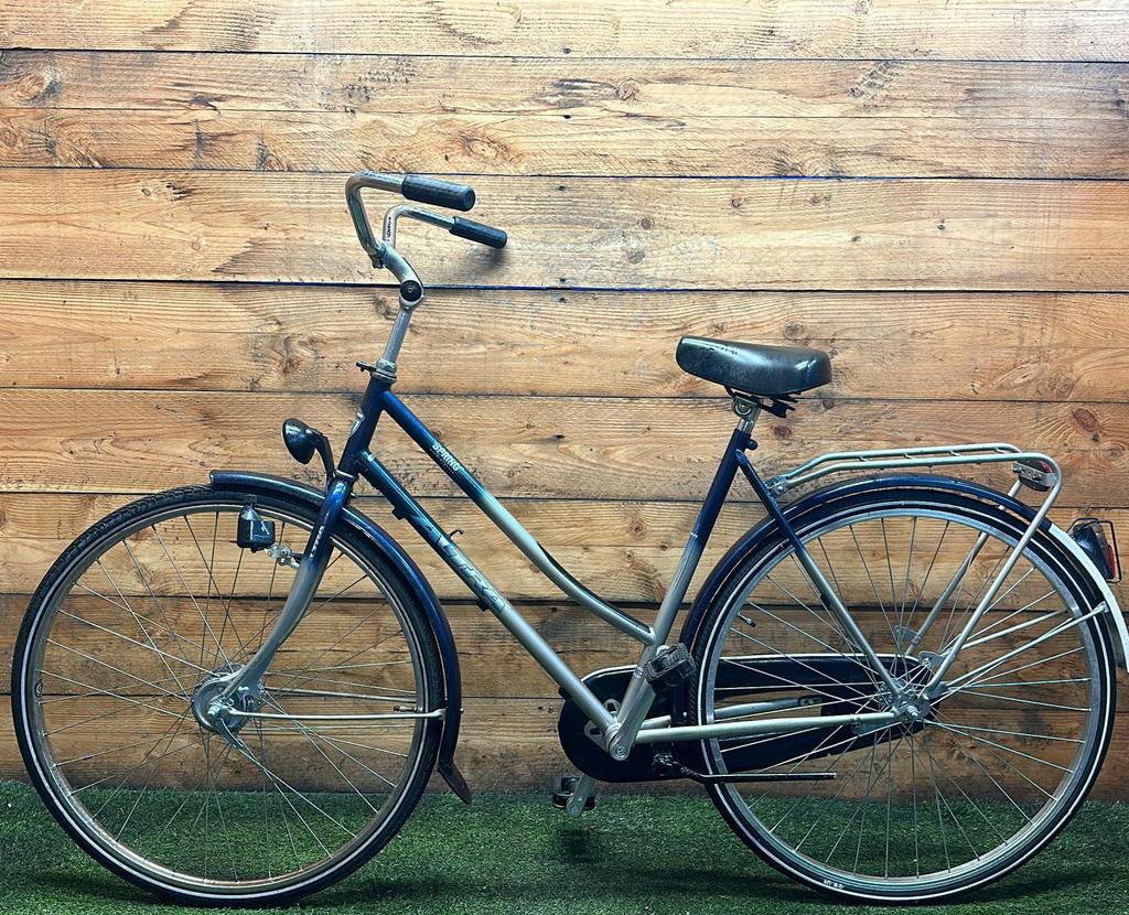 9b-min_964fe078-576b-44c7-8711-e42a9cd988a5