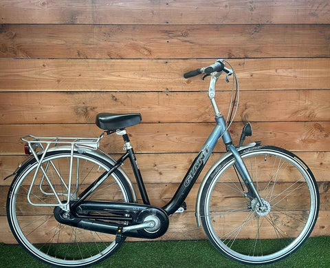 Giant Melbourne 7v 28inch 45cm