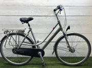 Giant brisbane v7 cm53 inch28