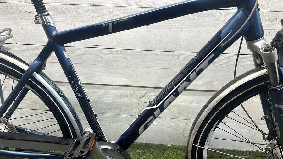 Giant ultimo v8 cm55 inch28
