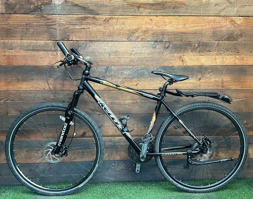 Kelly’s Trekking Cross 27v 28inch 49cm