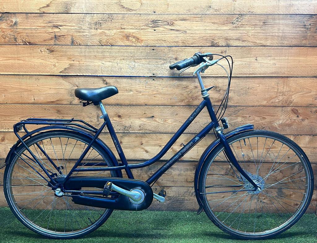 Ton van den IJssel 3v 28inch 53cm