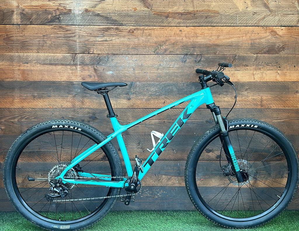 Trek Marlin 10v 28inch 47cm